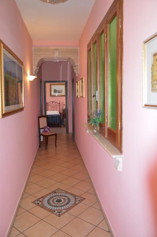 Walls Bed and breakfast 3*